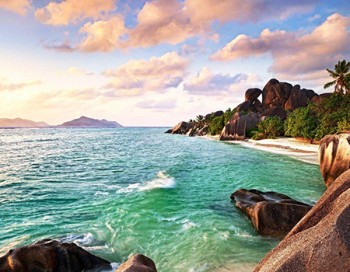 رحلة ممتعة إلي جزيرة سيشل