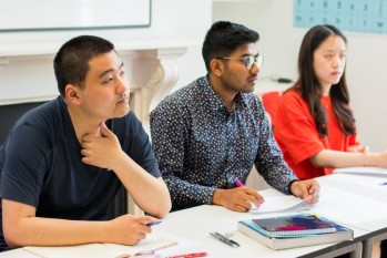 دورة الإنجليزية العامة مع معهد Oxford