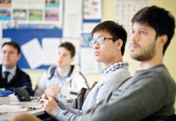 دورة الإنجليزية المكثفة مع اكاديمية LSI