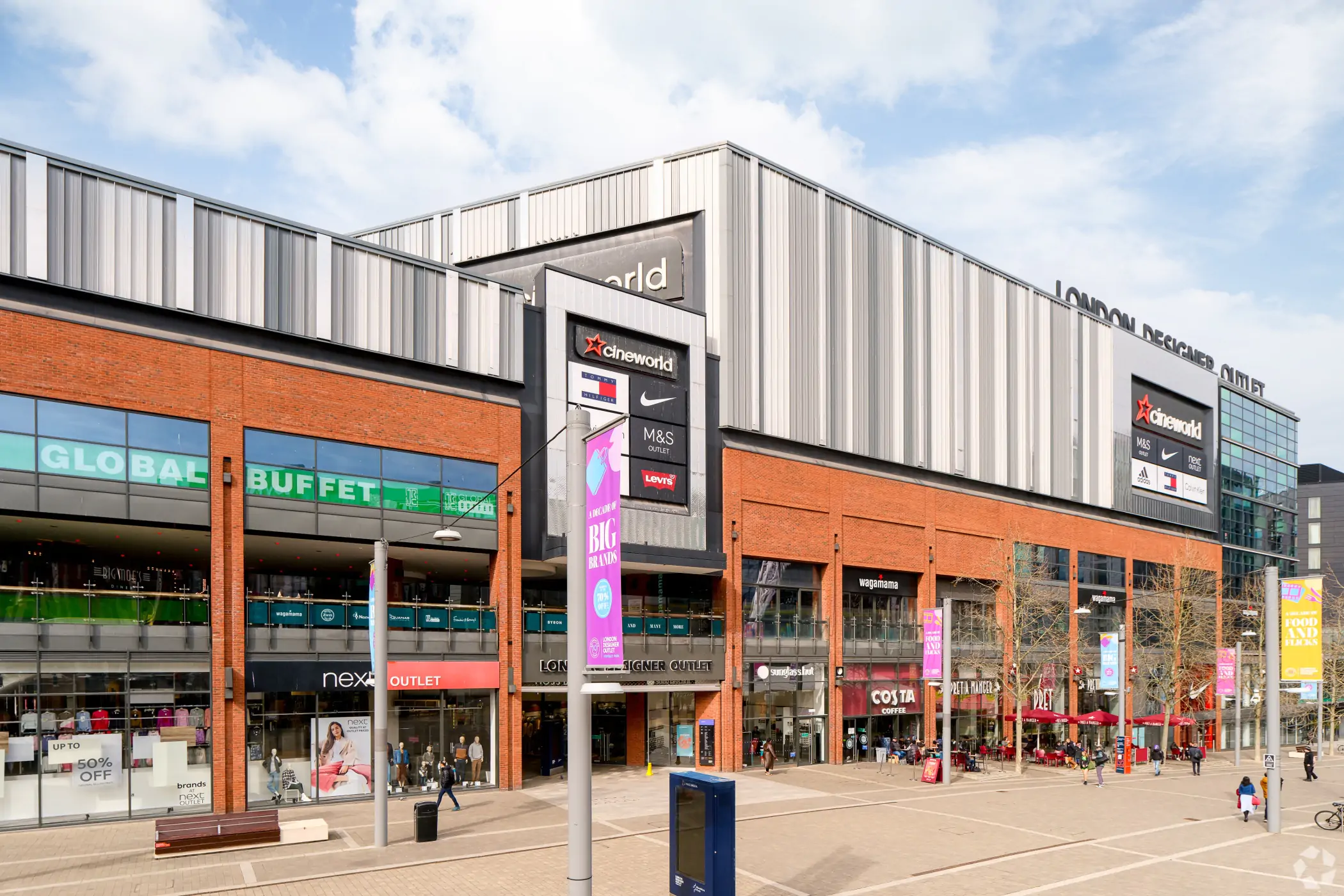 لندن ديزاينر أوتليت- London Designer Outlet (LDO)- الجمعة البيضاء