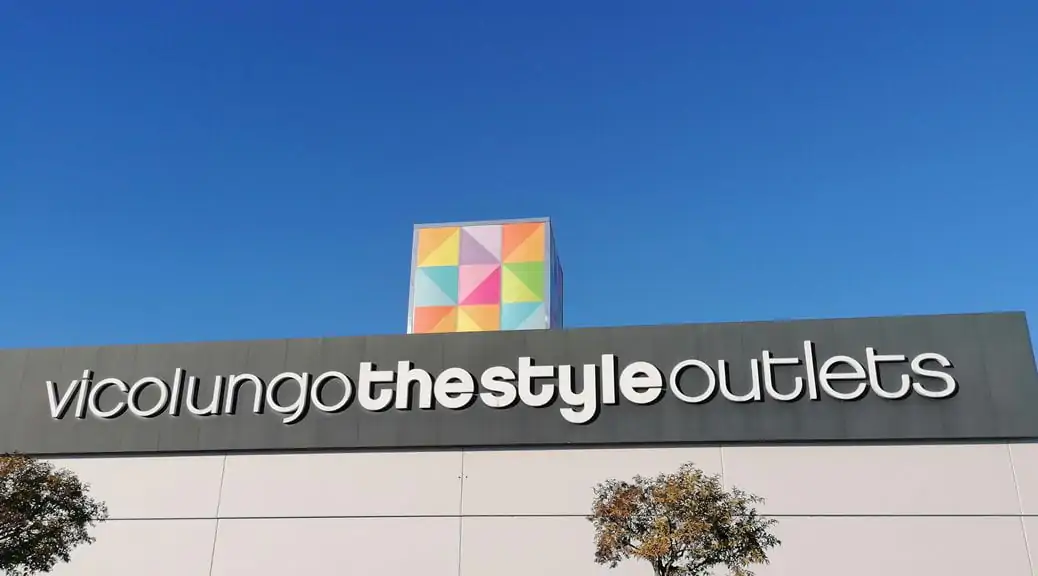 فيكولونغو ذا ستايل أوتليتس - Vicolungo The Style Outlets- الجمعة البيضاء